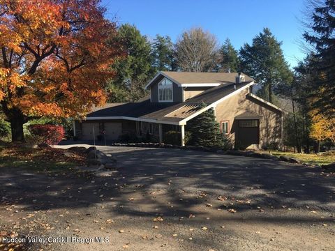 Photo of 32 Glennamaddy Drive, Windham, NY 12496 (MLS # 20255834)