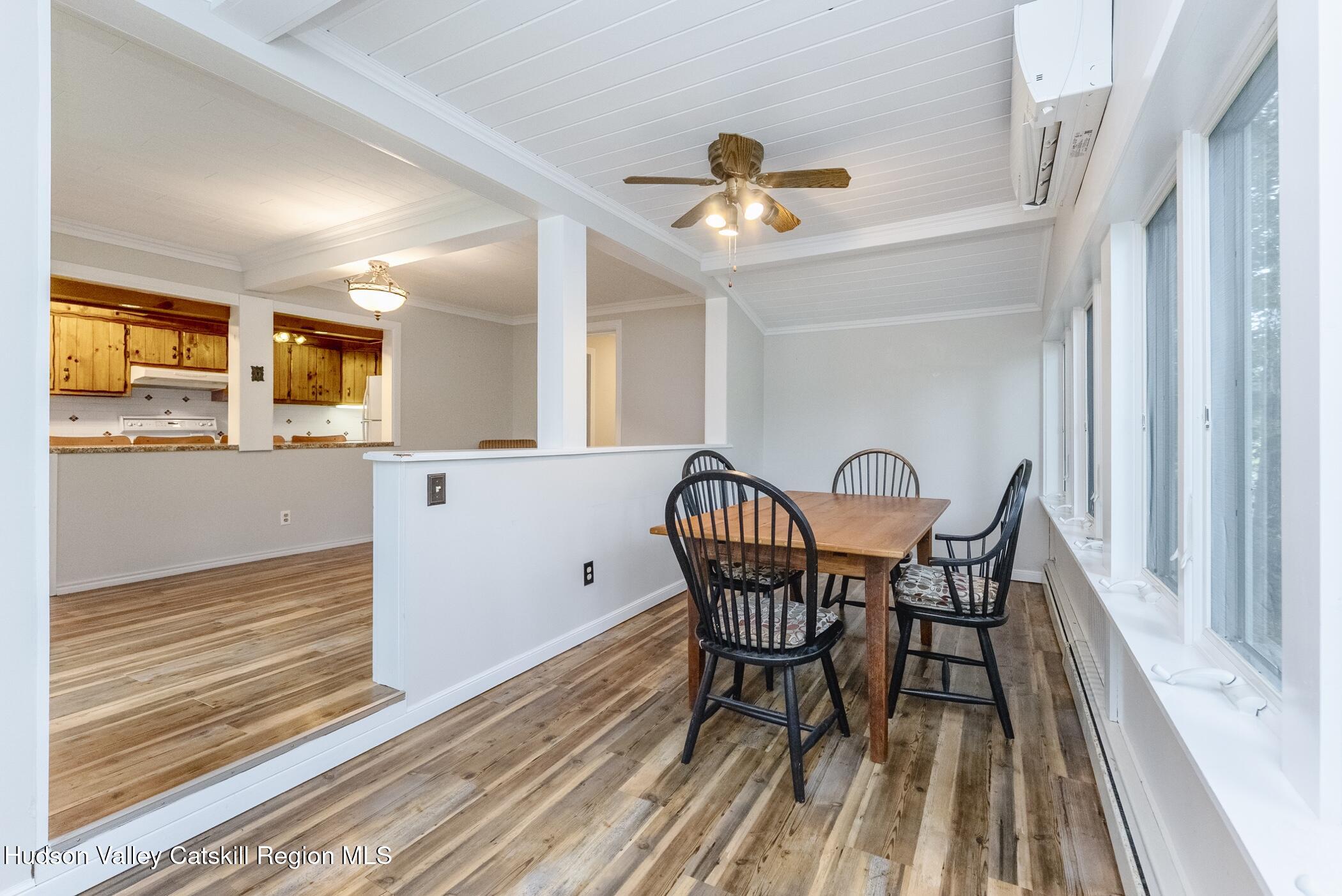 New Paltz, New York 12561, United States, 3 Bedrooms Bedrooms, ,2 BathroomsBathrooms,Residential,Active,219081