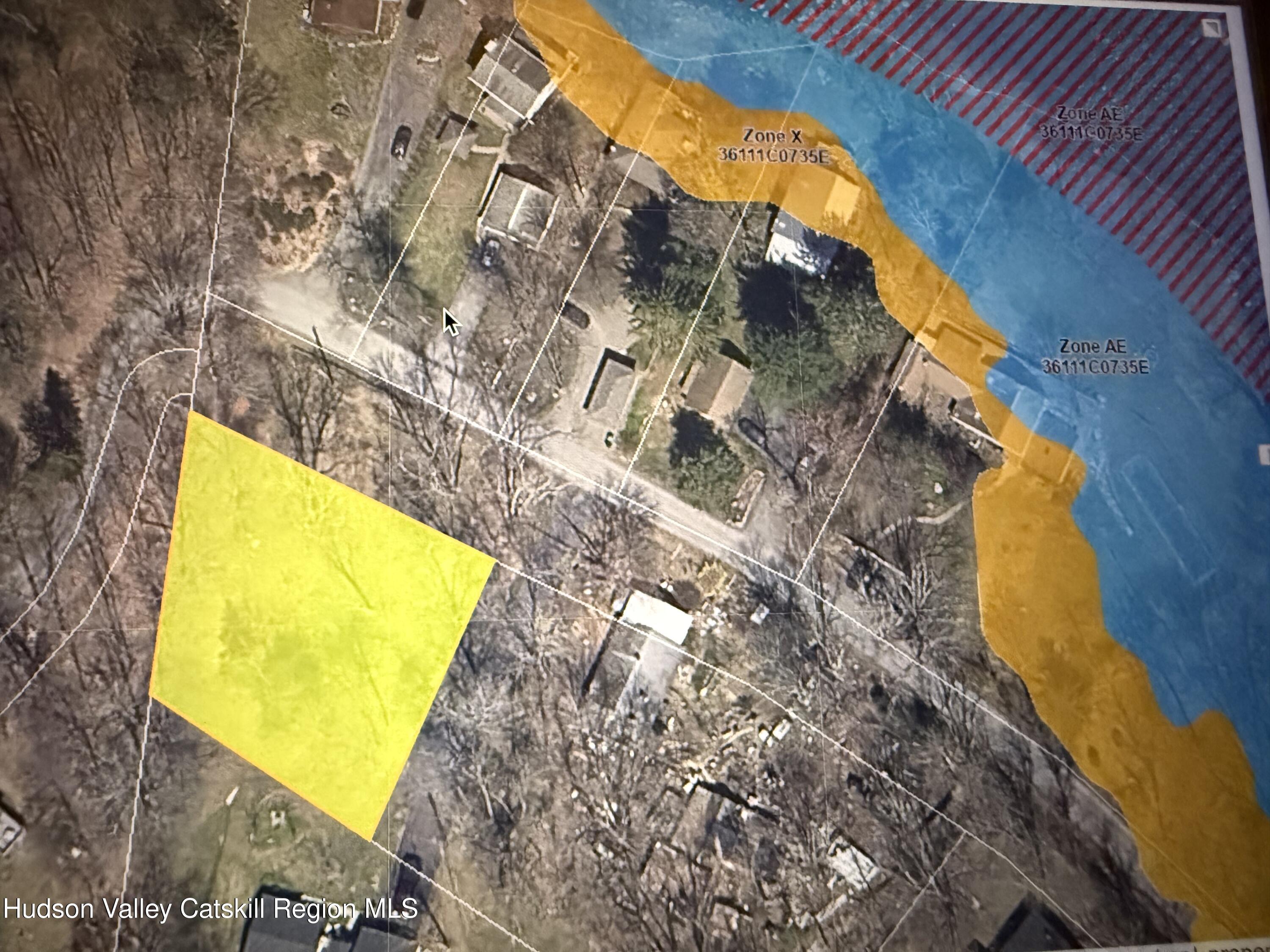 New Paltz, New York 12561, United States, 3 Bedrooms Bedrooms, ,2 BathroomsBathrooms,Residential,Active,219081