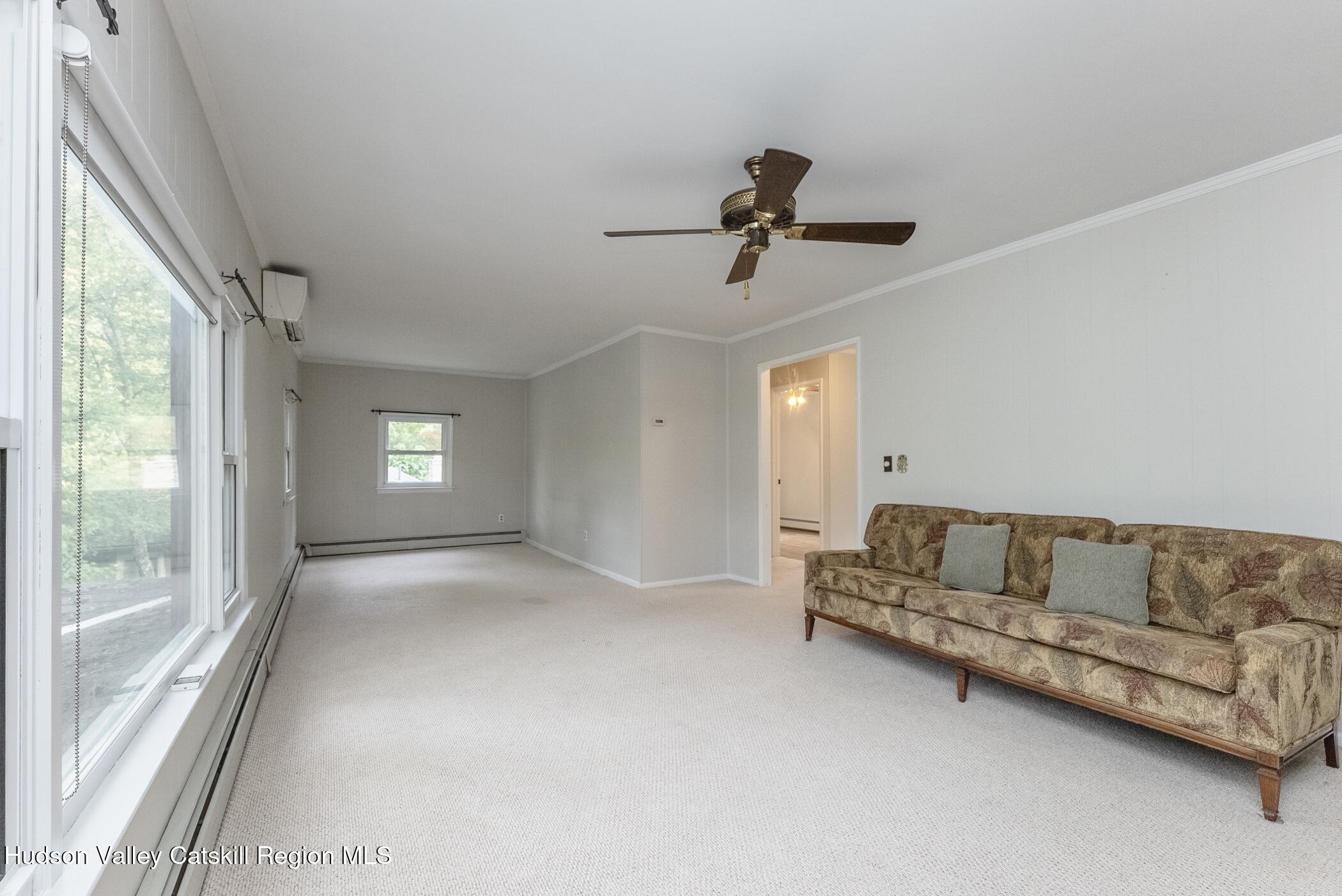 New Paltz, New York 12561, United States, 3 Bedrooms Bedrooms, ,2 BathroomsBathrooms,Residential,Active,219081