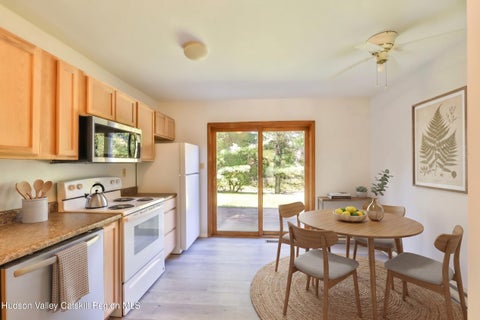 Townhouse For Sale - 11 Prospect Street #5<br/> Tannersville, NY 12485