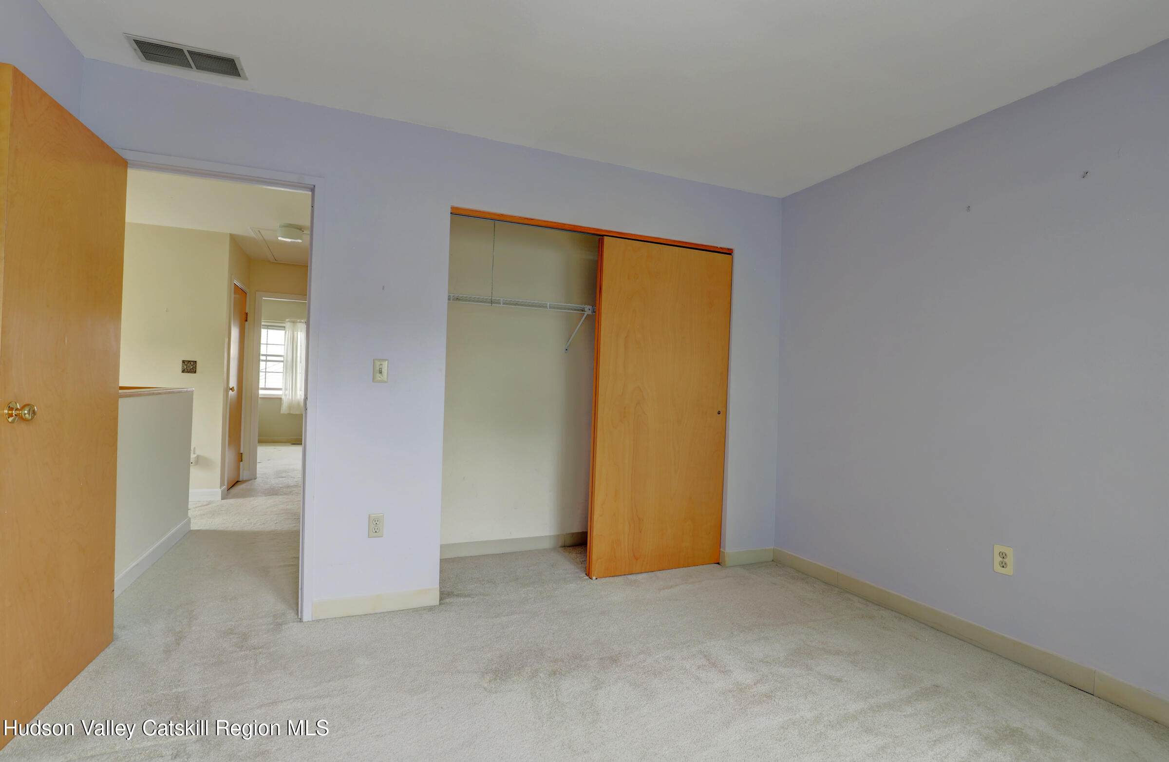 Lake Katrine, New York 12449, United States, 2 Bedrooms Bedrooms, ,2 BathroomsBathrooms,Residential,Pending,155111