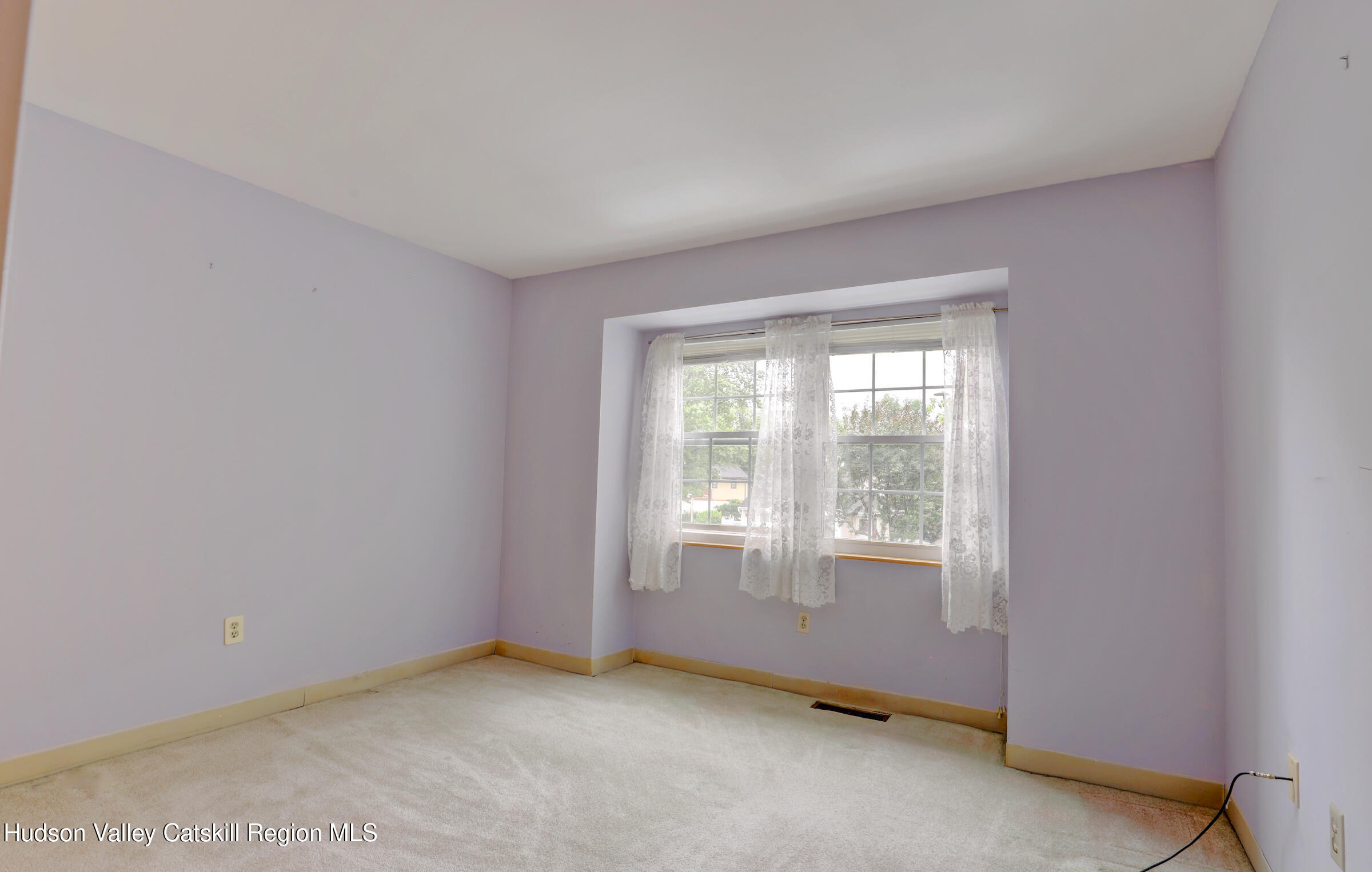 Lake Katrine, New York 12449, United States, 2 Bedrooms Bedrooms, ,2 BathroomsBathrooms,Residential,Pending,155111