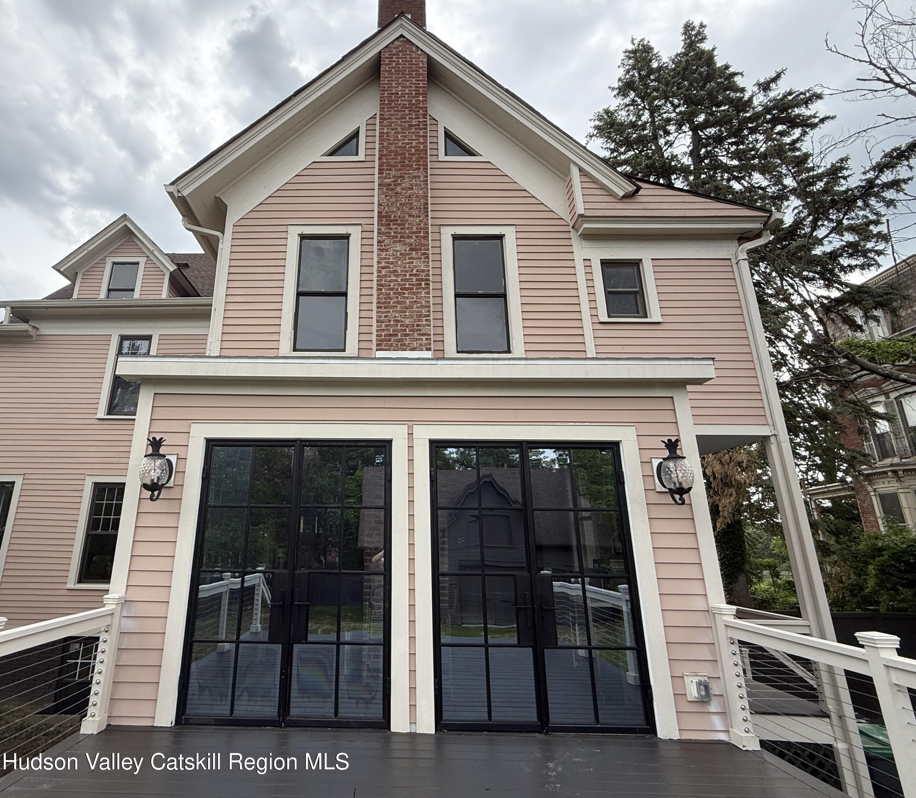 25 Prospect Avenue, Catskill, New York image 3