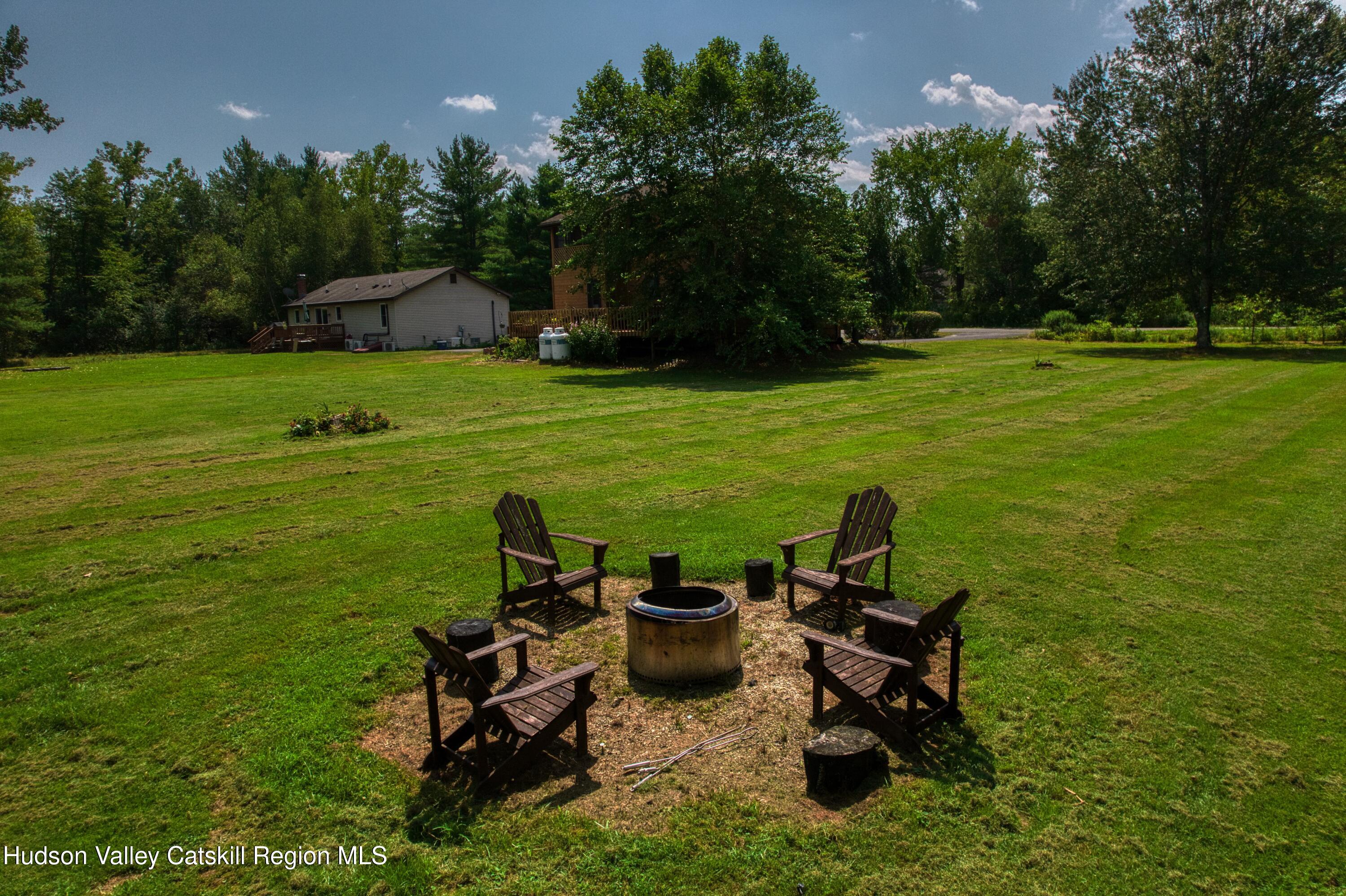 1542 Sleepy Hollow Road
