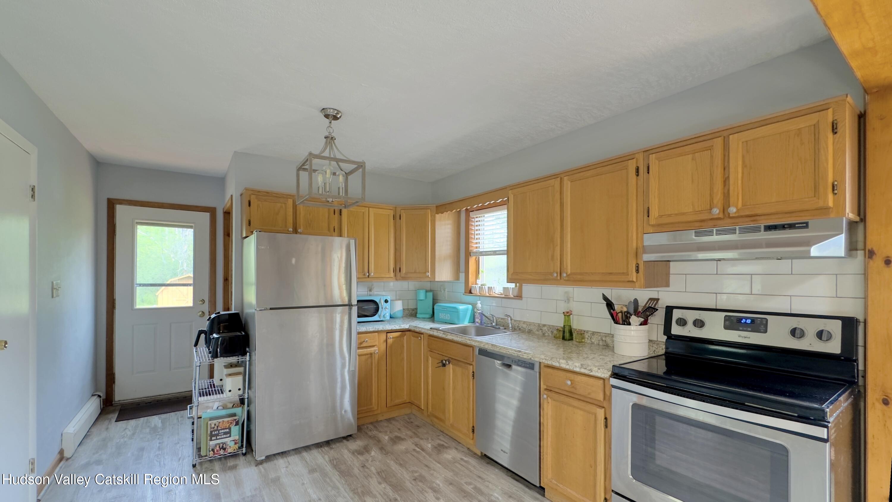 1542 Sleepy Hollow Road