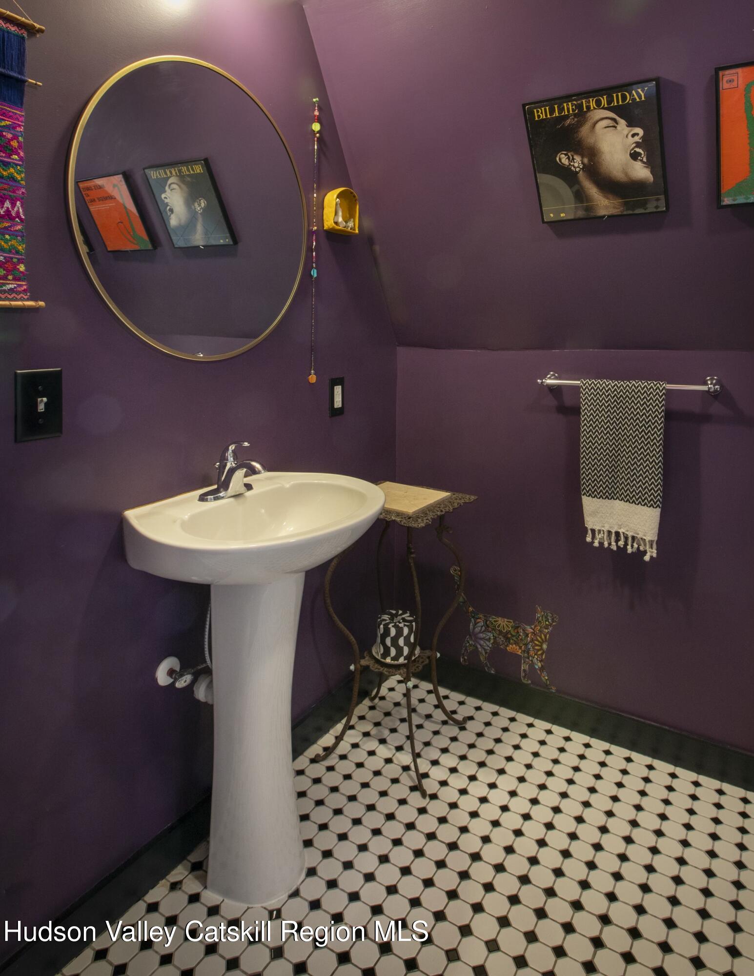 Woodstock, New York 12498, United States, 2 Bedrooms Bedrooms, ,2 BathroomsBathrooms,Residential,Active,77006