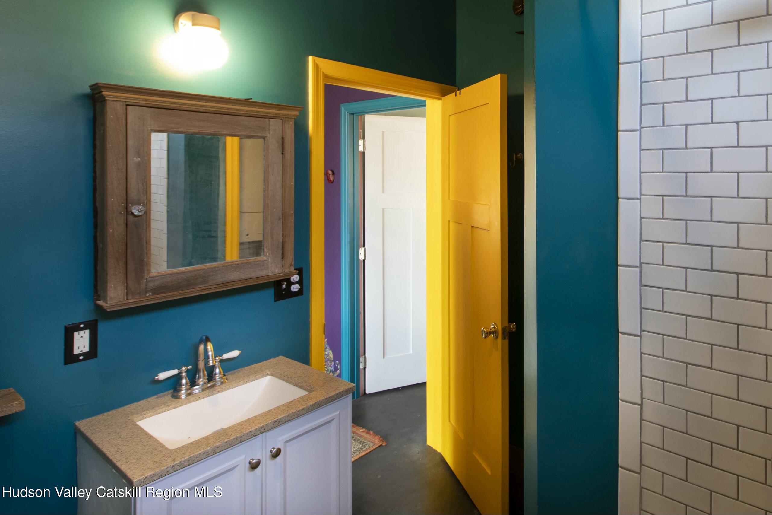 Woodstock, New York 12498, United States, 2 Bedrooms Bedrooms, ,2 BathroomsBathrooms,Residential,Active,77006