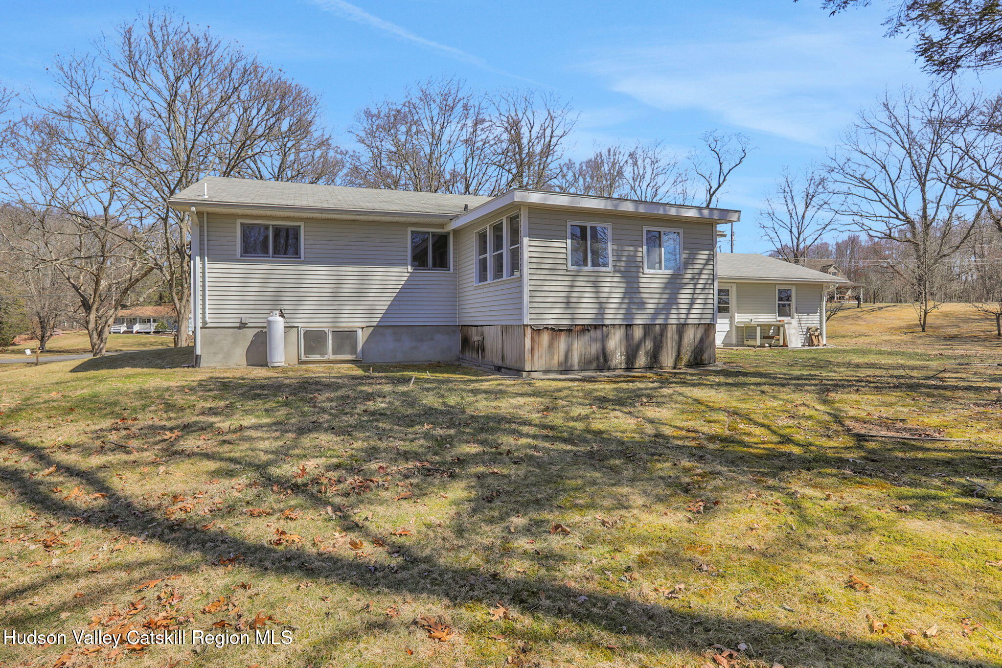 New Paltz, New York 12561, United States, 3 Bedrooms Bedrooms, ,1 BathroomBathrooms,Residential,Active,94127