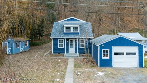 Photo of 148 Esopus Creek Road, Saugerties, NY 12477 (MLS # 20256153)