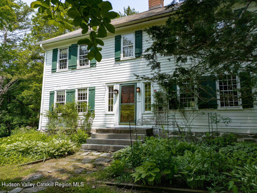 21 Cemetery Road, New Lebanon, New York image 2