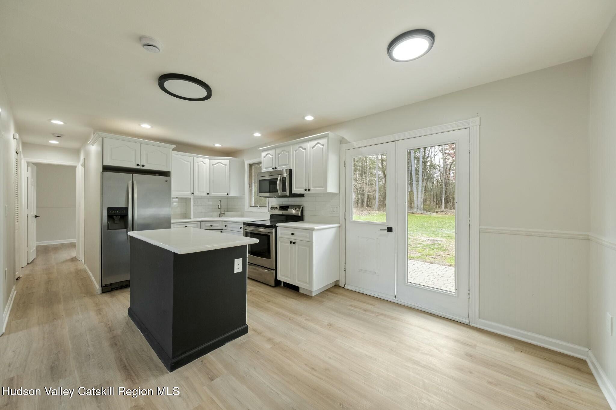 8 Highland Avenue, Ulster Park, Ohio image 7