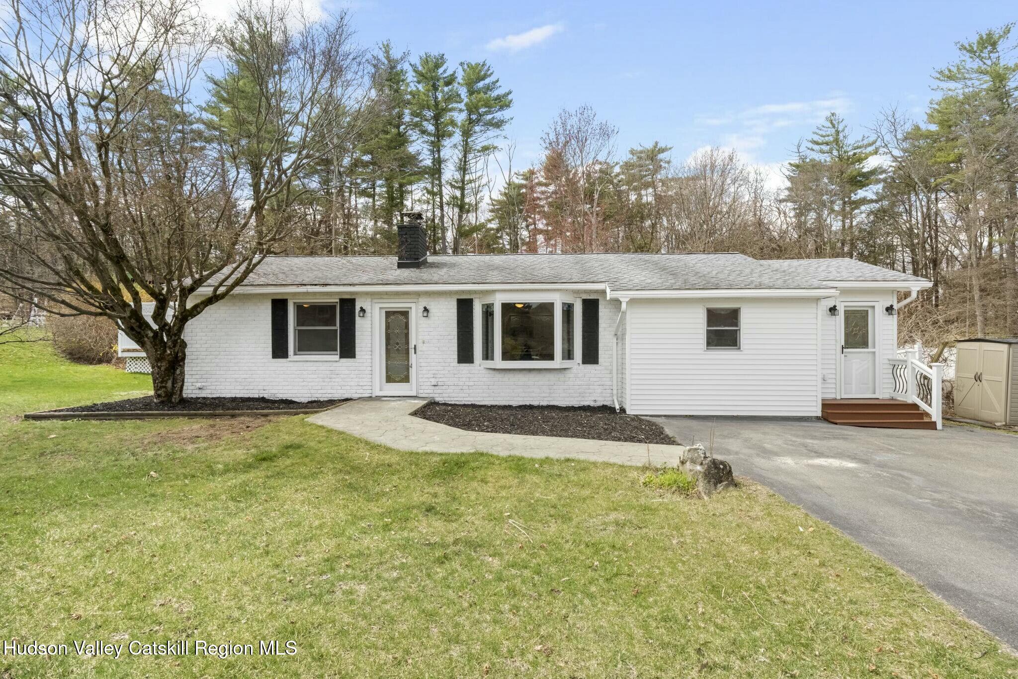 8 Highland Avenue, Ulster Park, Ohio image 20