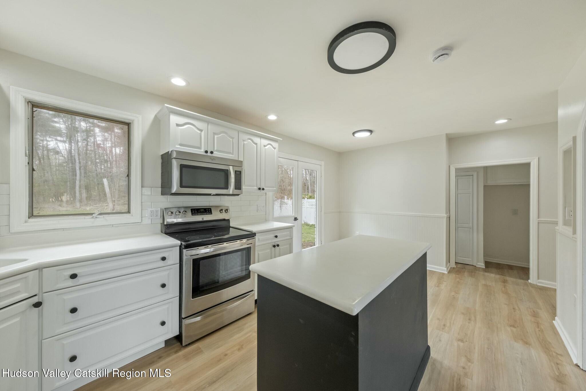 8 Highland Avenue, Ulster Park, Ohio image 11
