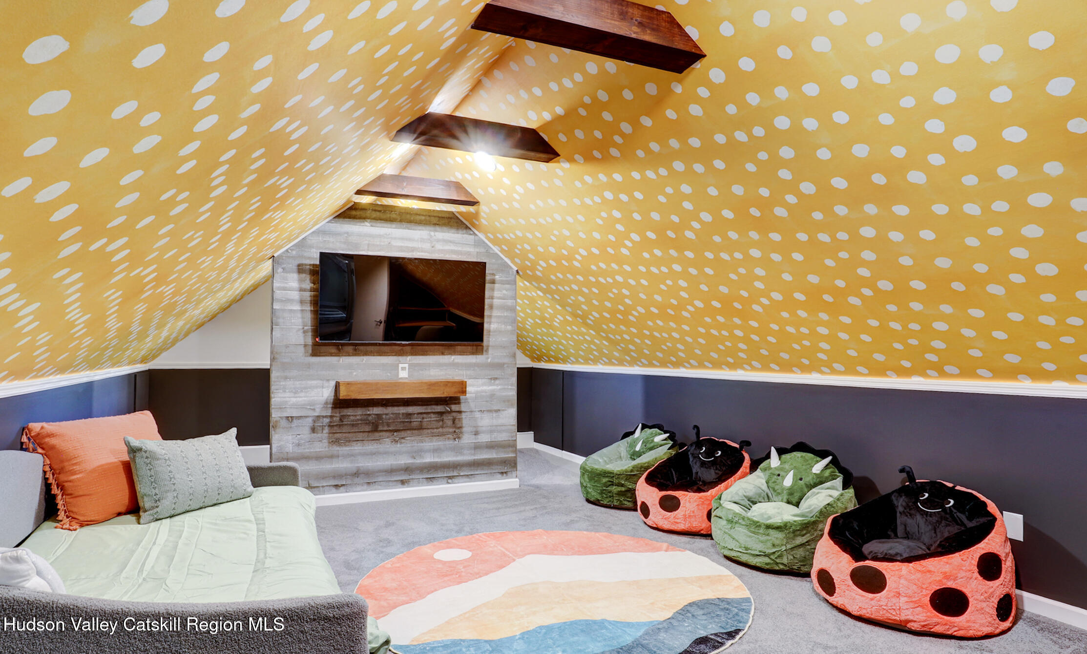 Saugerties, New York 12477, United States, 4 Bedrooms Bedrooms, ,2 BathroomsBathrooms,Residential,Active,214312