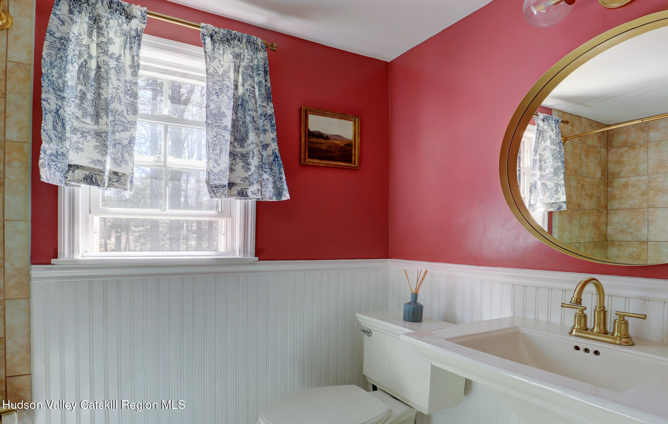 Saugerties, New York 12477, United States, 4 Bedrooms Bedrooms, ,2 BathroomsBathrooms,Residential,Active,214312