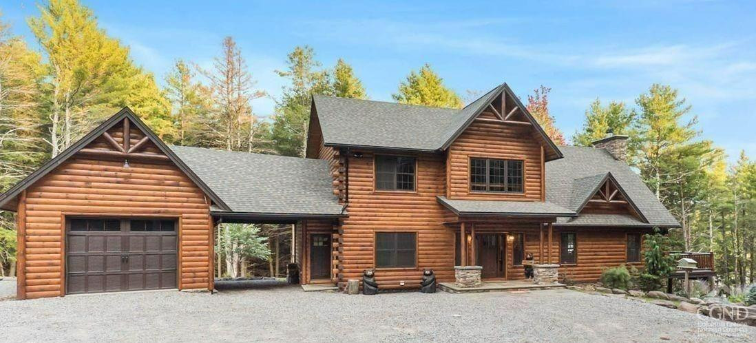 85 Conifer Lake West Rd , Jewett, New York - 4 Bedrooms  
4 Bathrooms  
15 Rooms - 
