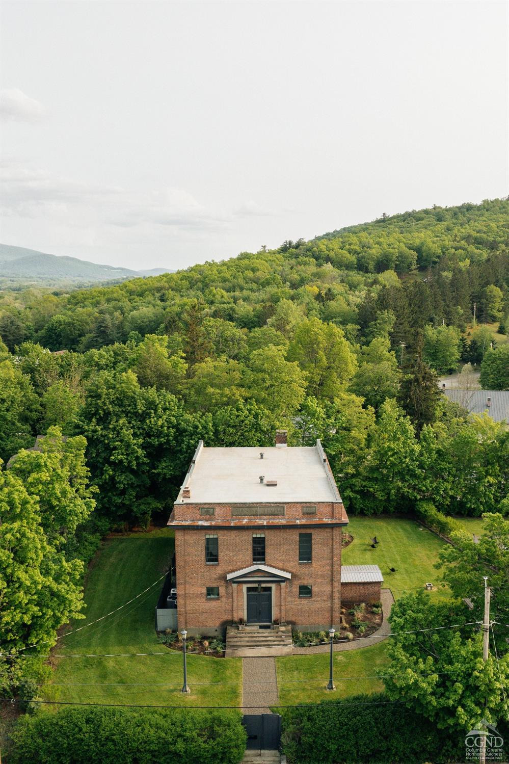 Property for Sale at 57 Cold Water Street, Hillsdale, New York - Bedrooms: 2 
Bathrooms: 2.5 
Rooms: 16  - $1,575,000