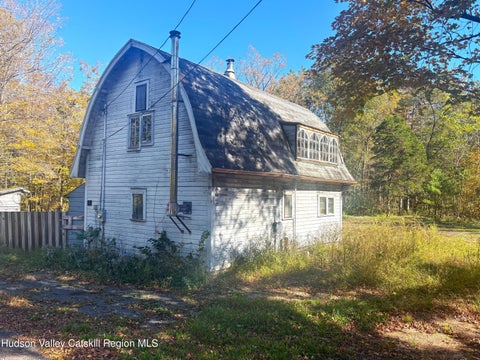 Photo of 424 High Falls Road, Saugerties, NY 12477 (MLS # 20266009)