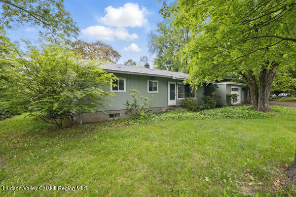 Property for Sale at 18 Harrington Street, New Paltz, New York - Bedrooms: 3 
Bathrooms: 1 
Rooms: 8  - $400,000