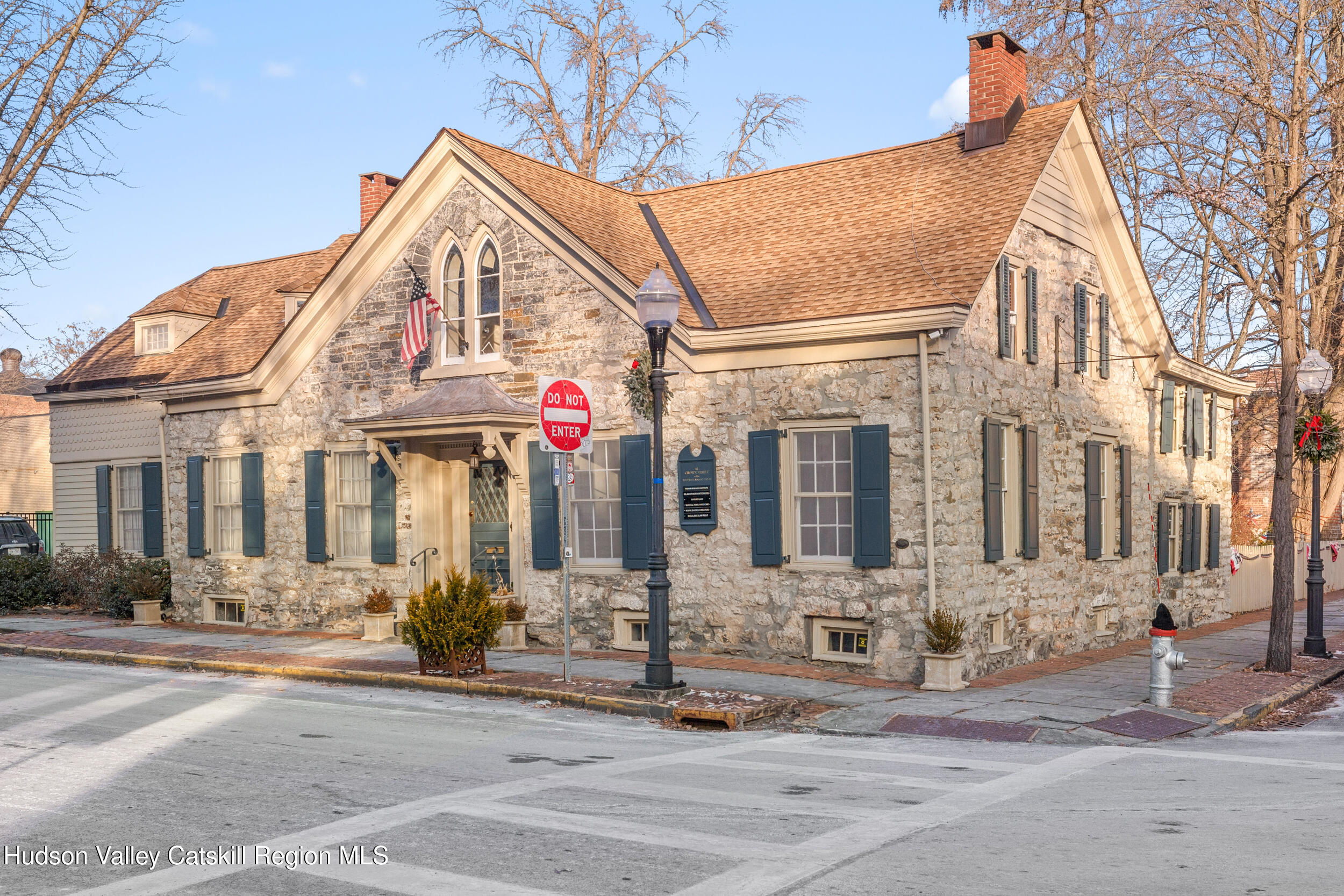 Kingston, New York 12401, United States, ,2 BathroomsBathrooms,Residential,Active,105197