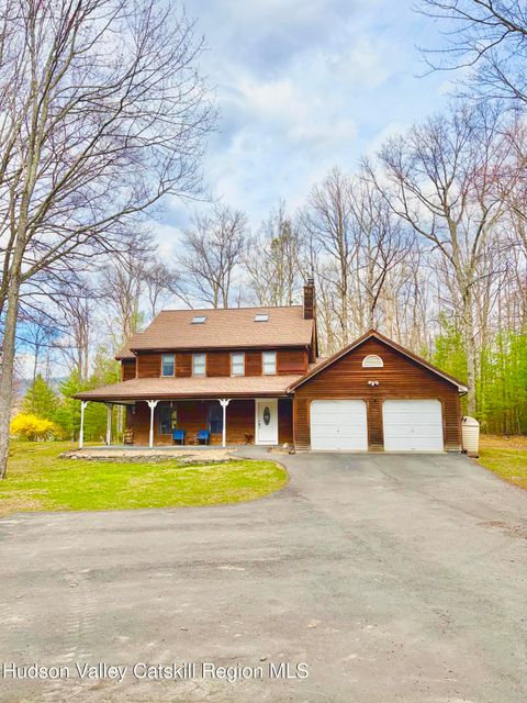 Photo of 25 Old Farm Road, Shokan, NY 12481 (MLS # 20260779)