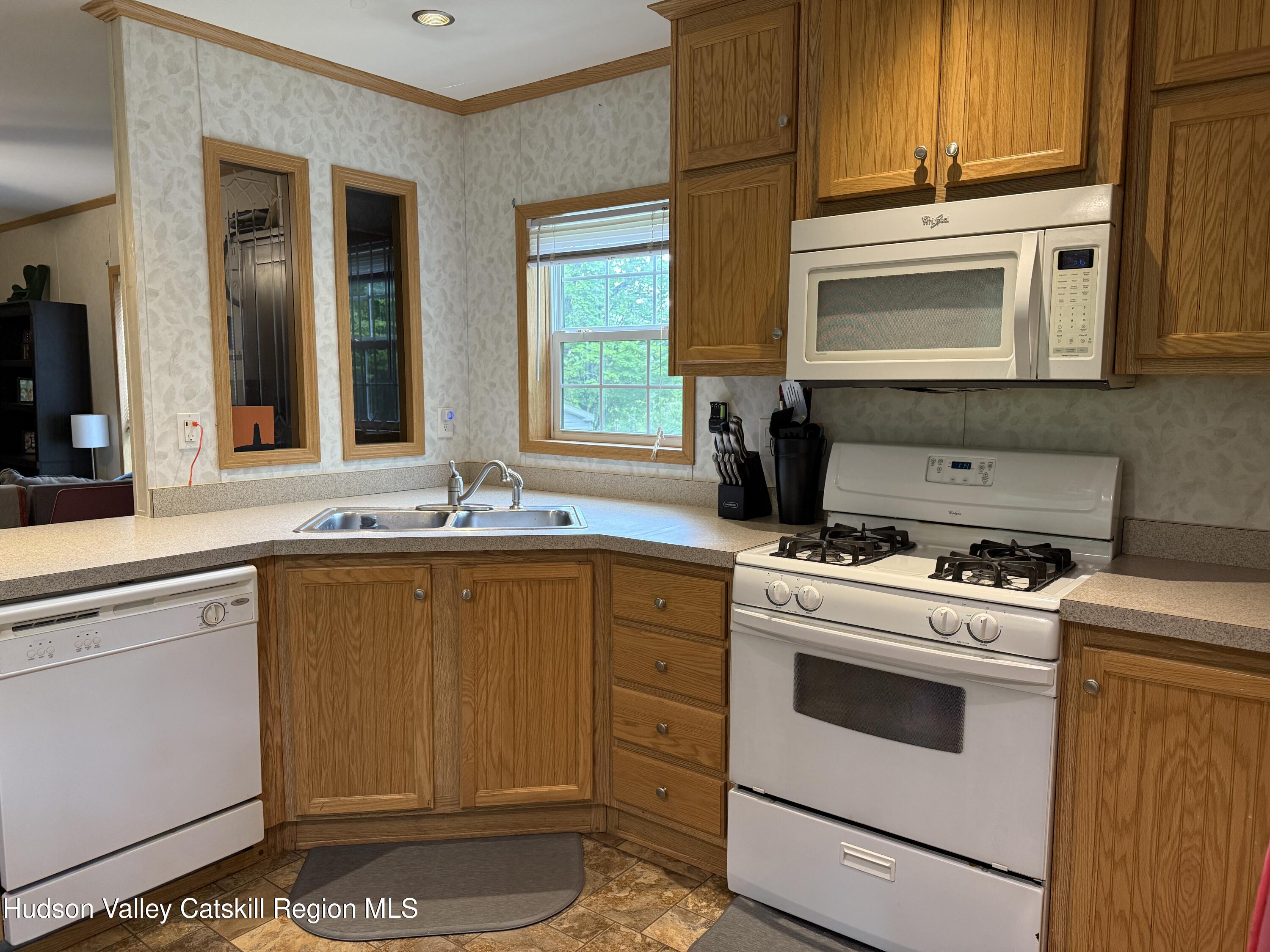 131 W Rymrock Road, Kingston, New Mexico image 7