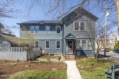 Photo of 33 S 5th Street, Hudson, NY 12534 (MLS # 20261628)
