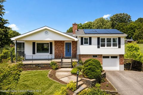 Photo of 114 Latham Circle, Saugerties, NY 12477 (MLS # 20263776)