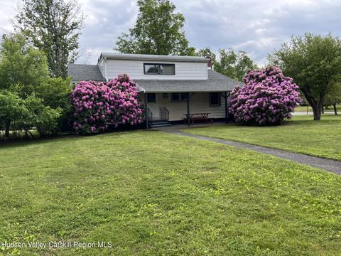 Homes For Rent - 18 Brockett Road<br/> Windham, NY 12496