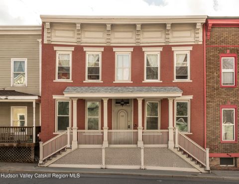 Multifamily For Sale - 539 State Street<br/> Hudson, NY 12534