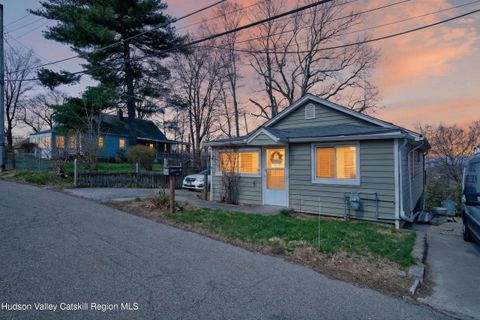 Photo of 19 Samstag Avenue, Ossining, NY 10562 (MLS # 20261587)