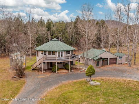 Homes For Sale - 215 Siam Road<br/> Windham, NY 12496