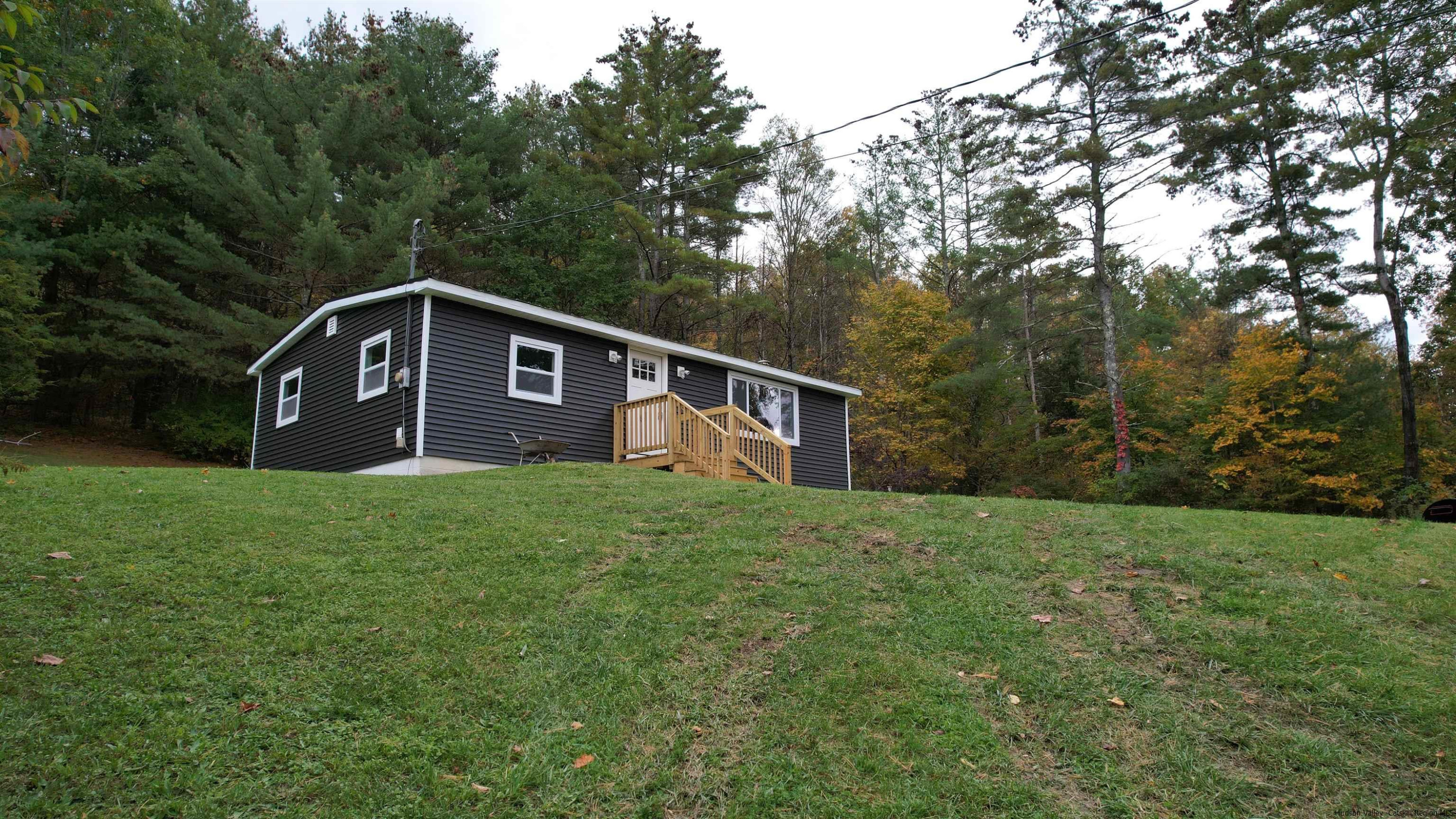 128 Seven Spike Lane, Middleburgh, New York image 1