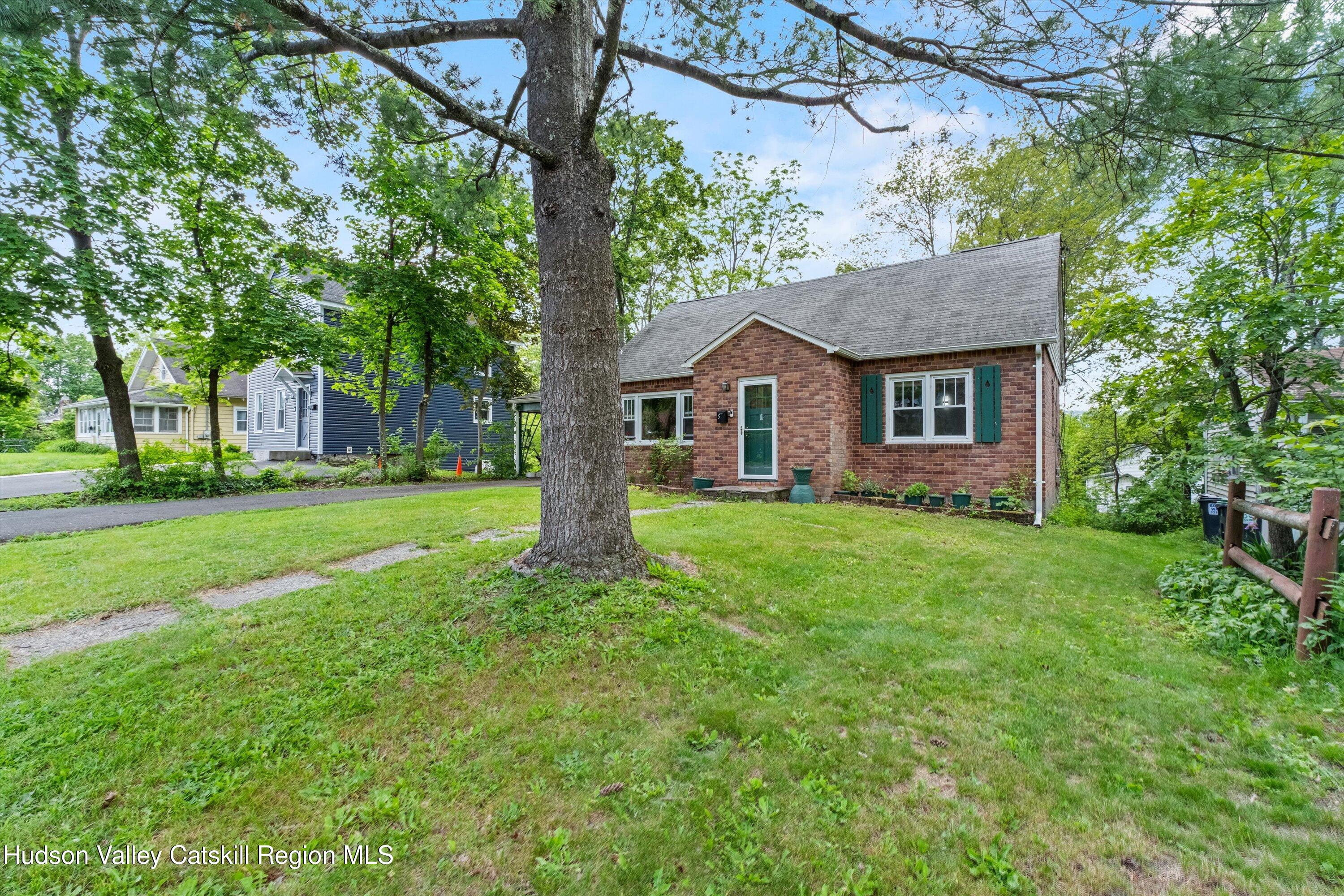 5 SE Fairview Avenue #9, New Paltz, Texas image 3