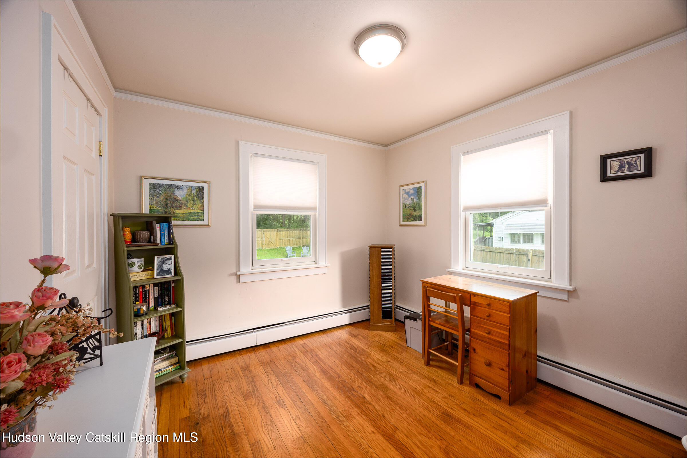 New Paltz, New York 12561, United States, 3 Bedrooms Bedrooms, ,1 BathroomBathrooms,Residential,Active,171854