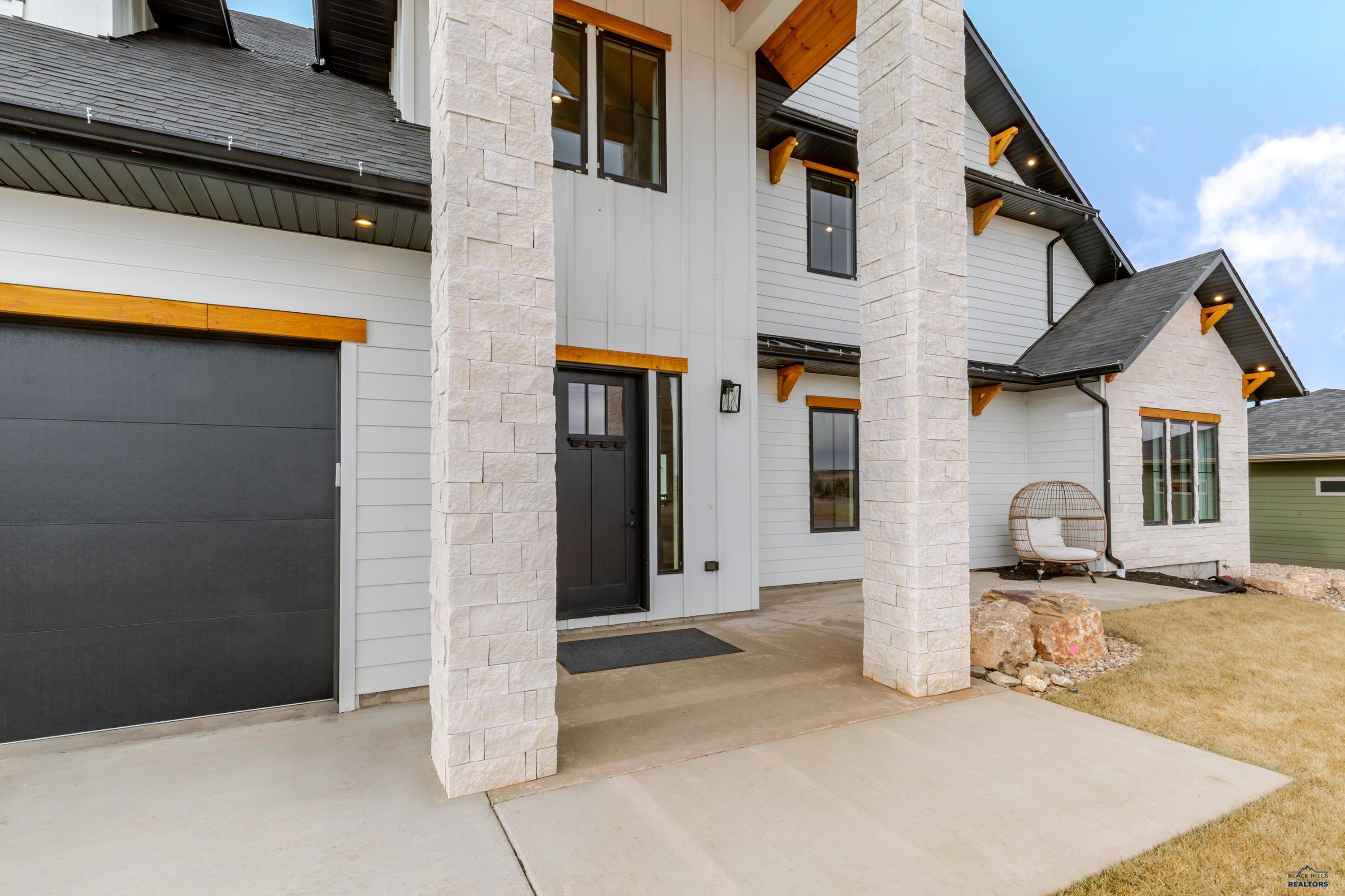 14183 SADDLE HILL DR