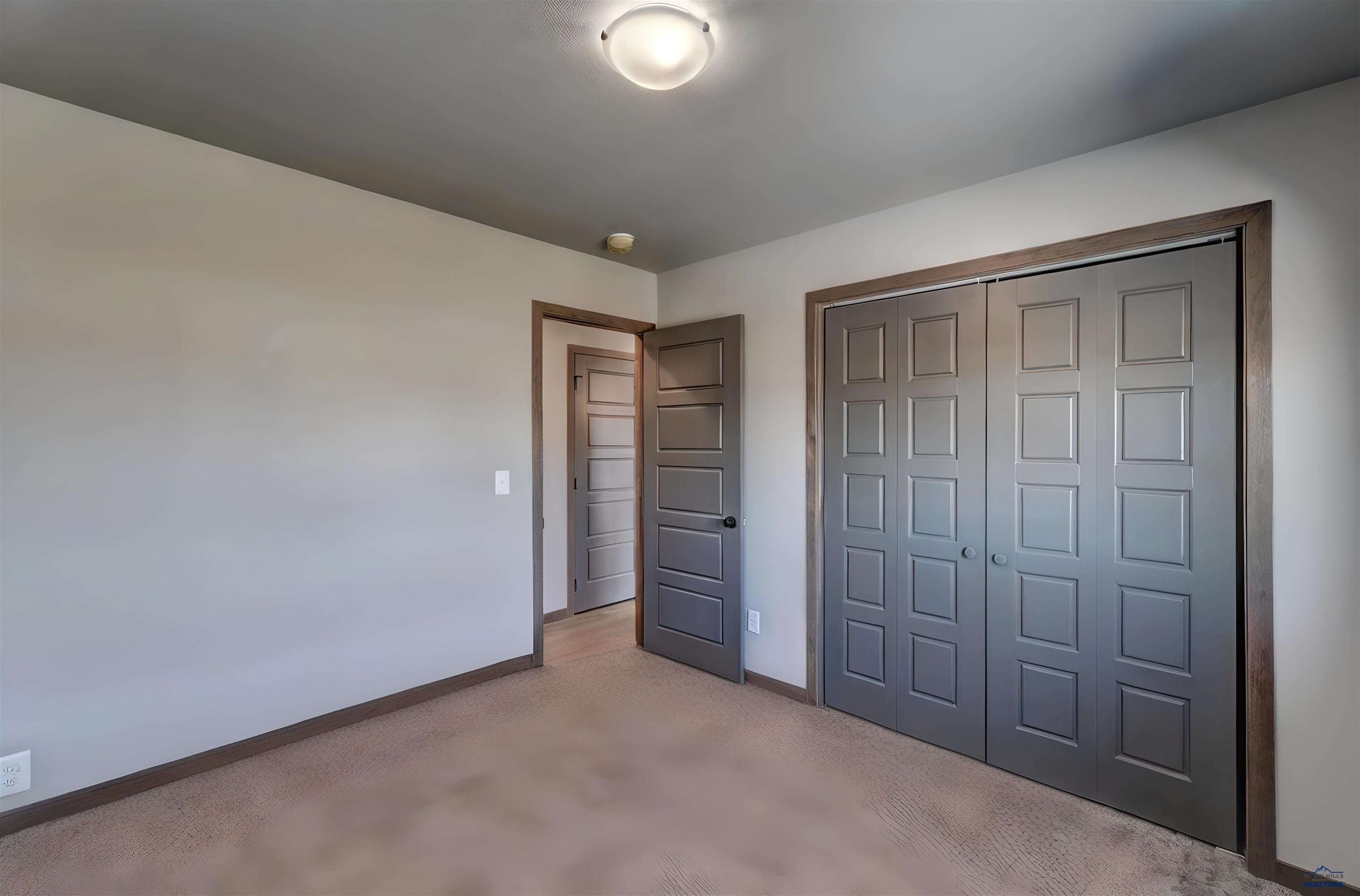 Rapid City, South Dakota 57703, United States, 4 Bedrooms Bedrooms, ,3 BathroomsBathrooms,Residential,Active,142996