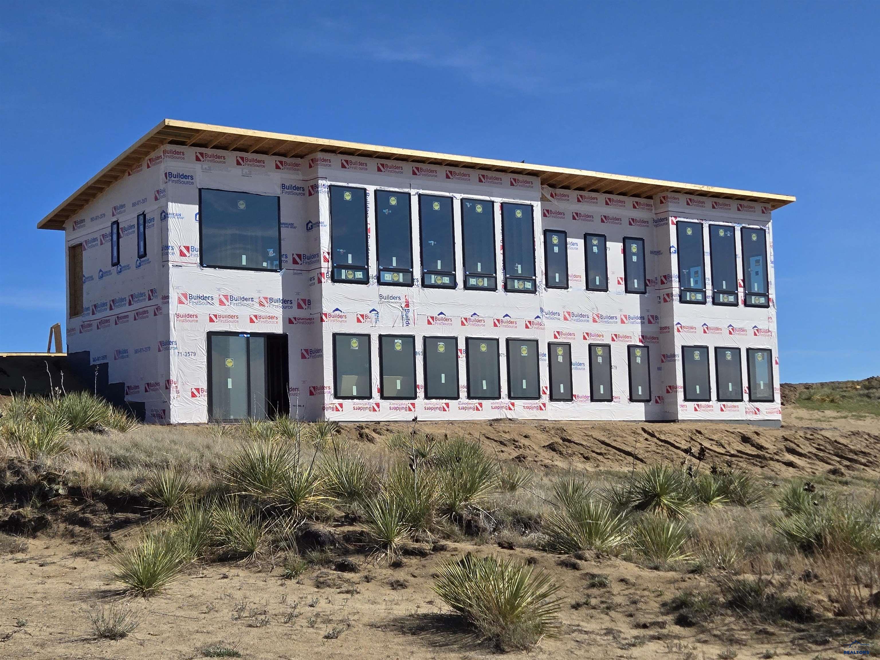 Hot Springs, South Dakota, 57747, United States, 4 Bedrooms Bedrooms, ,5 BathroomsBathrooms,Residential,Active,2041395