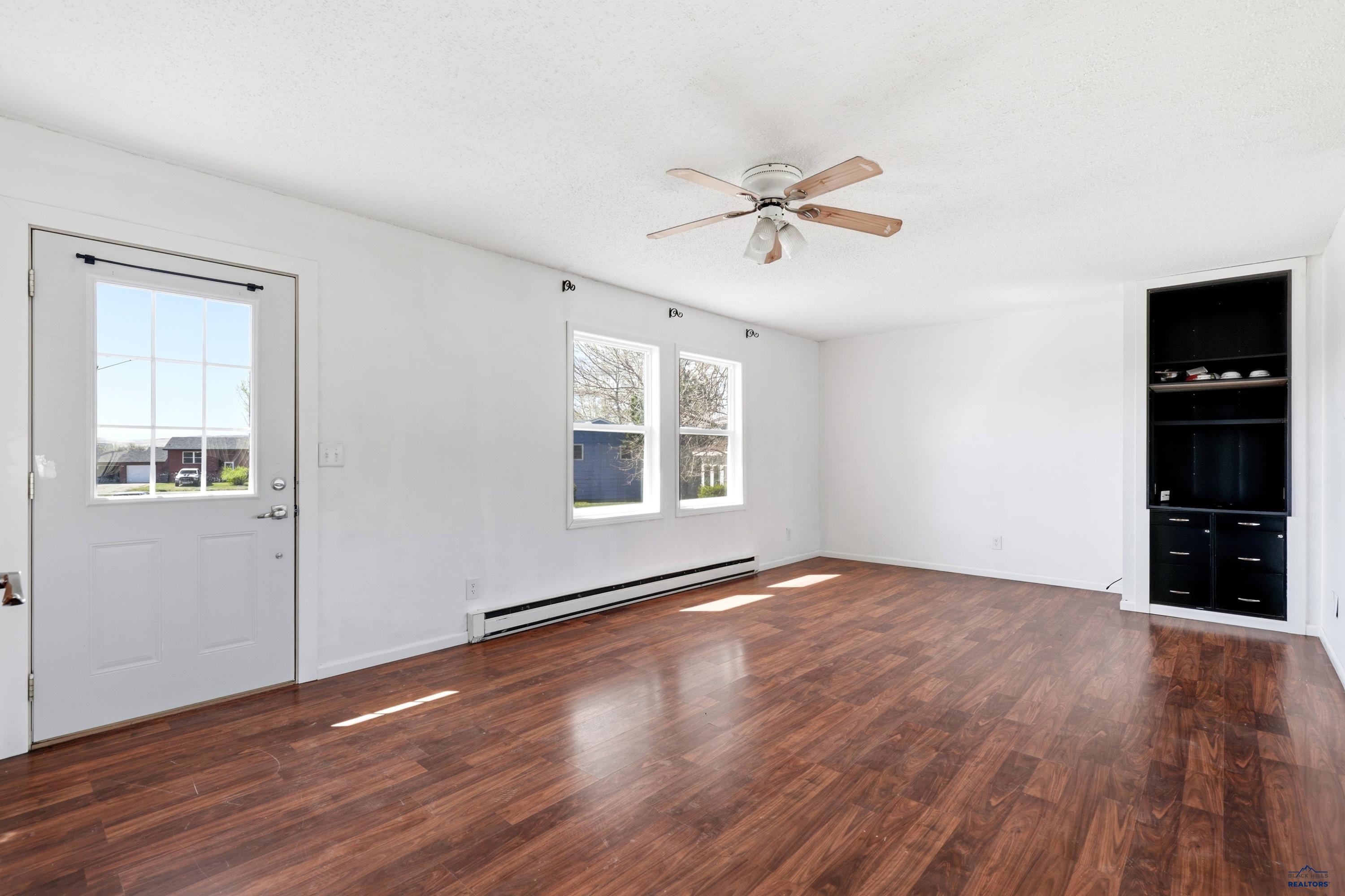 105 STARLING CT