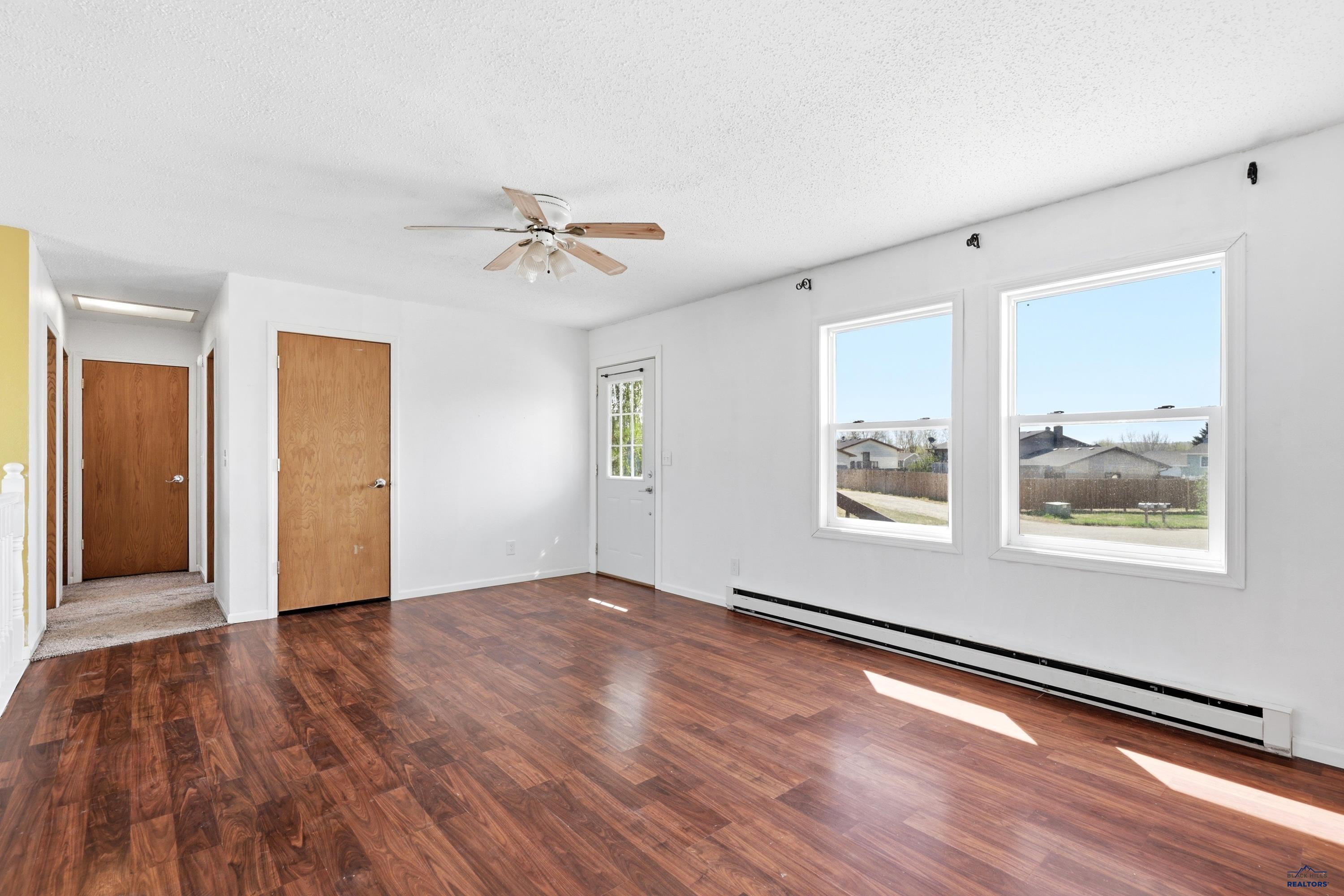 105 STARLING CT
