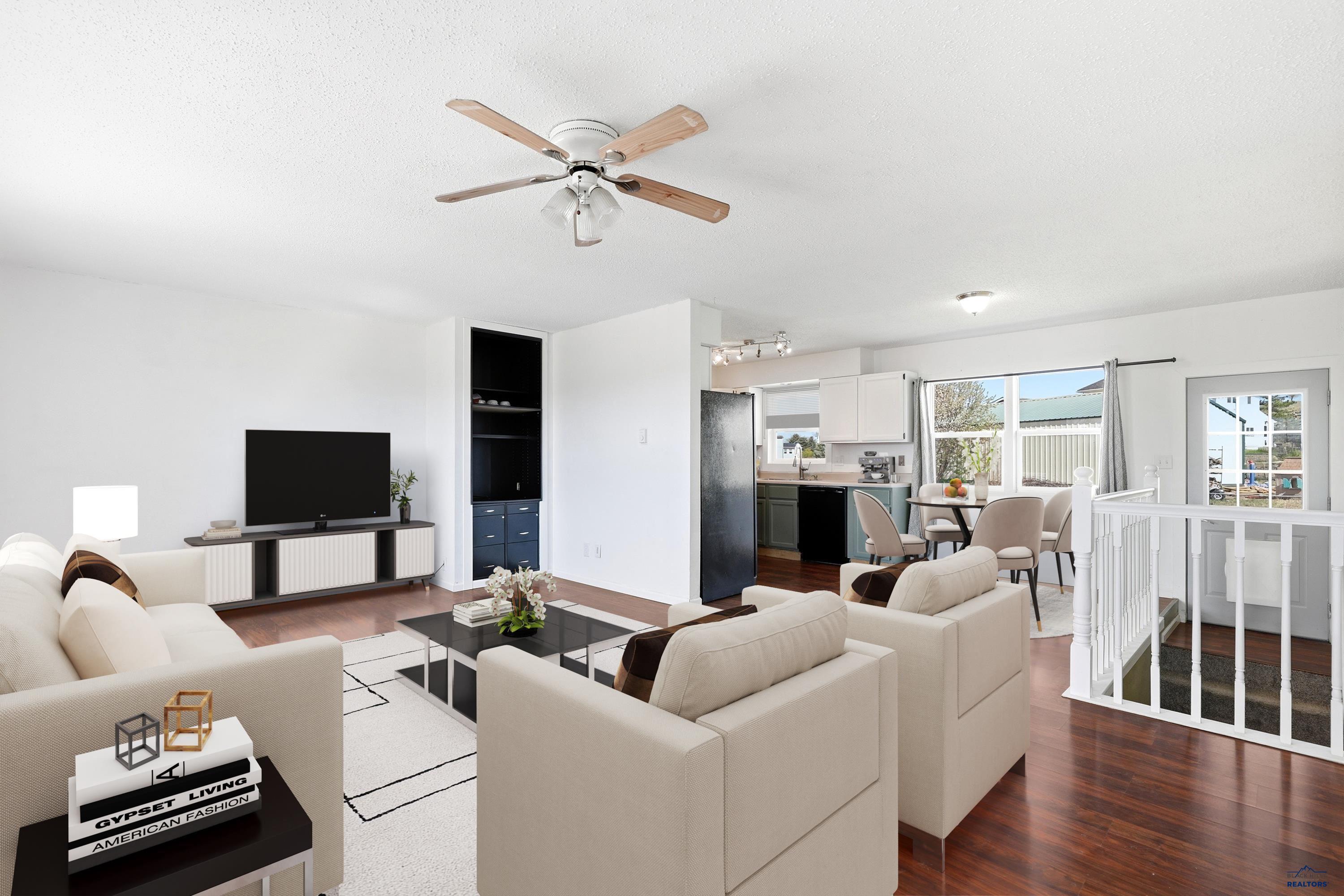 105 STARLING CT
