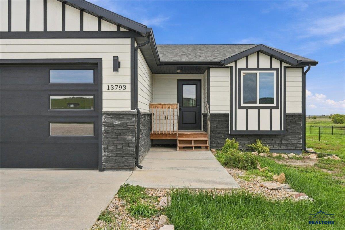 13793 CONESTOGA LOOP