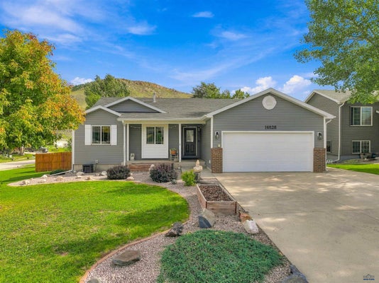 14828 TELLURIDE ST, SUMMERSET, SD 57769 - Image 0430ba583ee5fea64366e91c4b5465f5/873457840