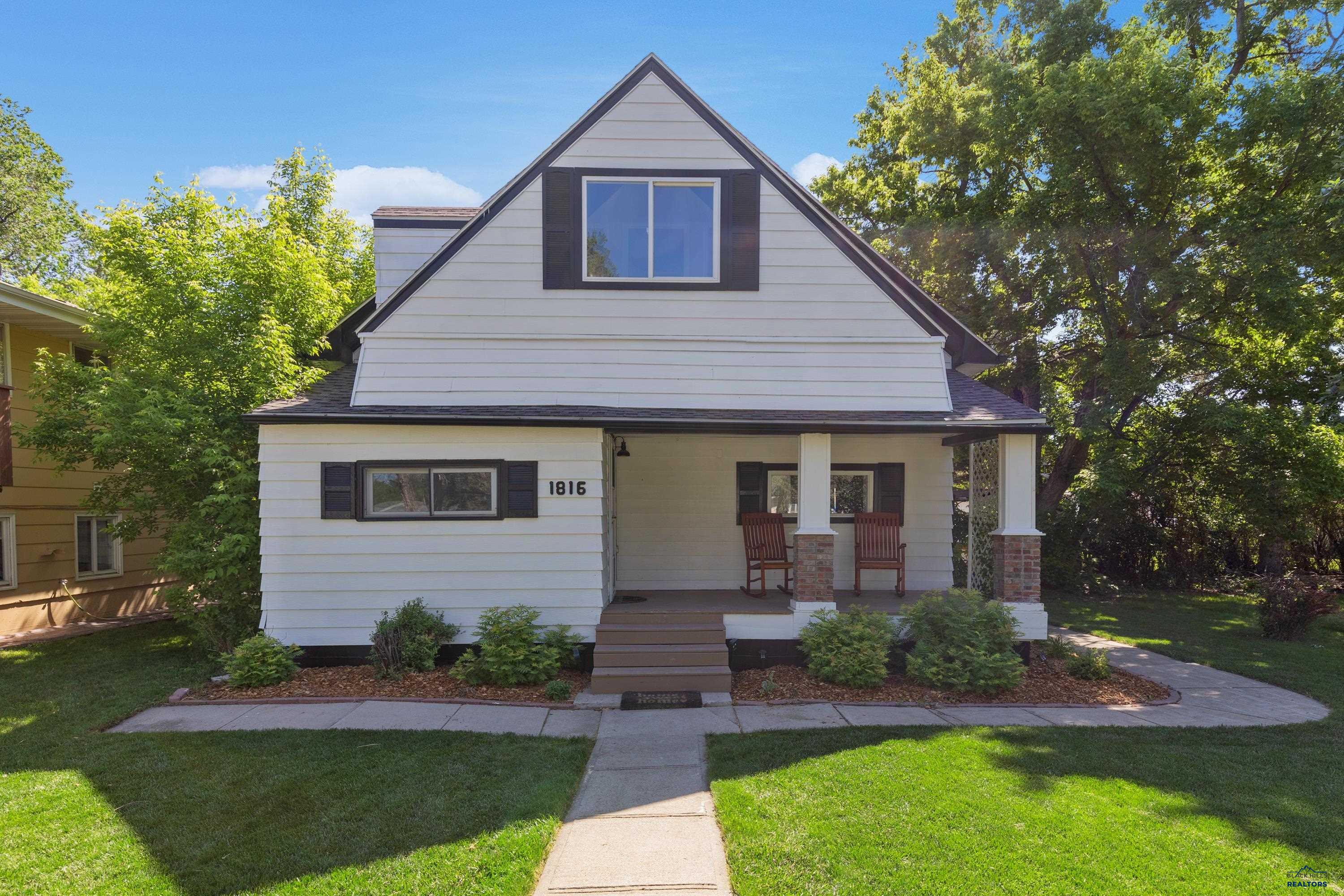 1816 EVERGREEN DR