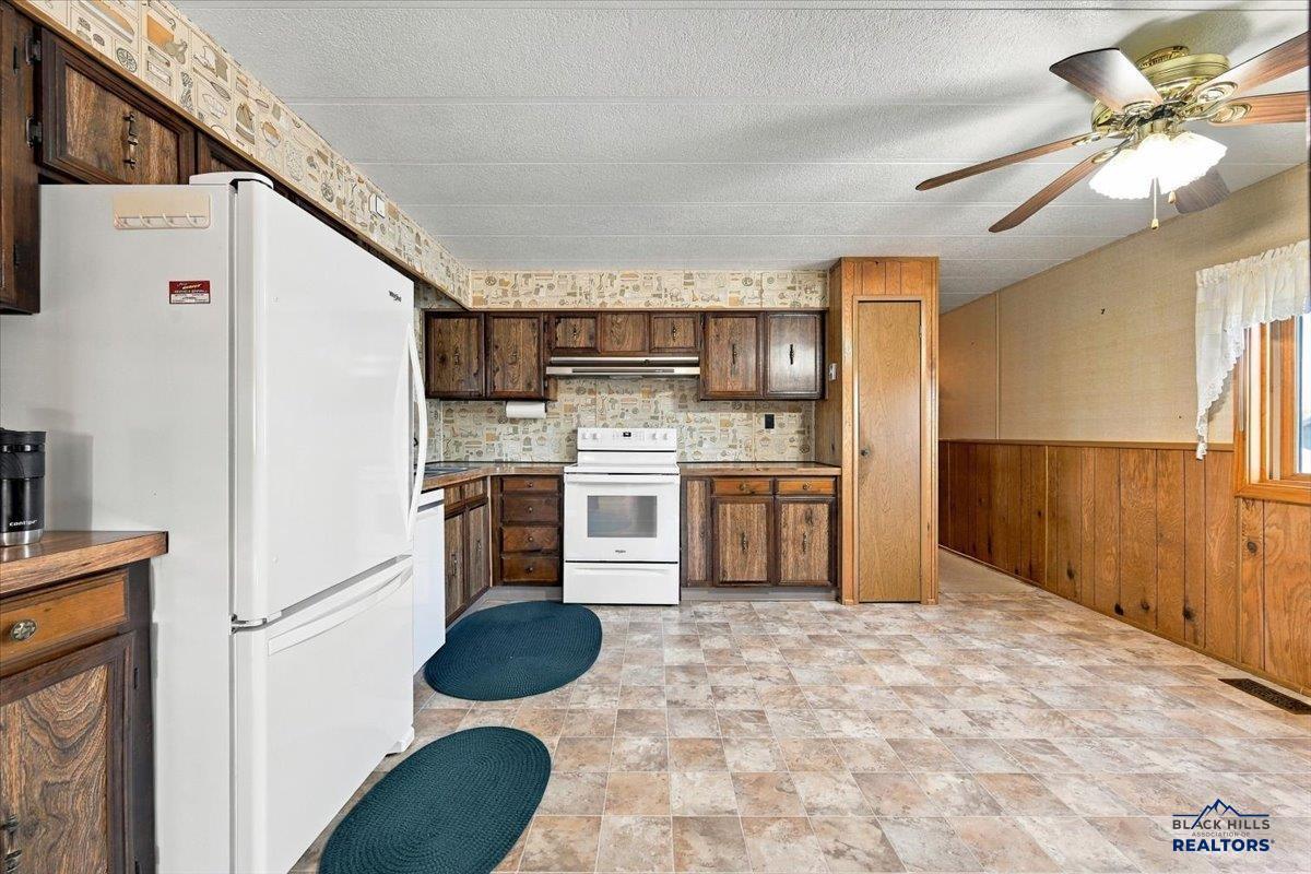 121 GRANDVIEW DR