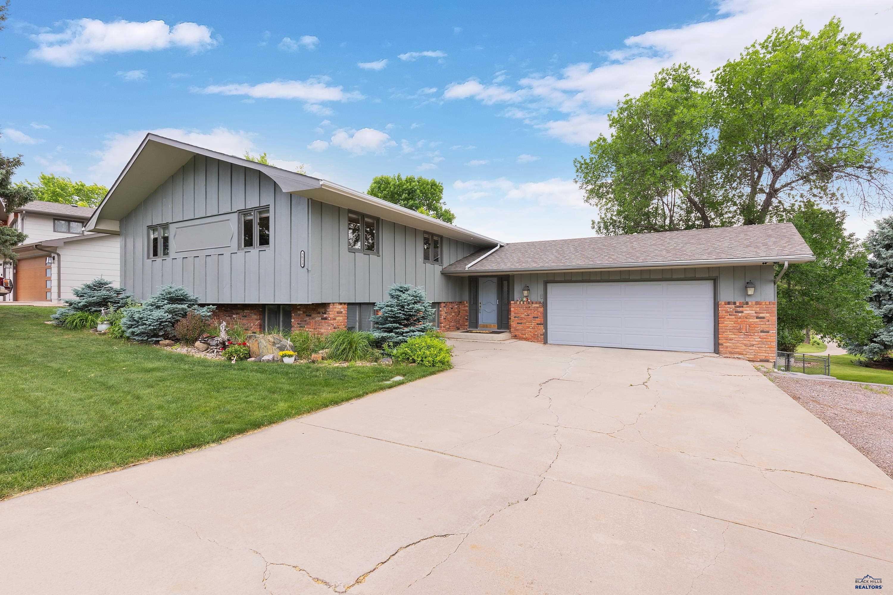 Photo 1 of 38 — 3033 FLINT DR, Rapid City, SD 57702