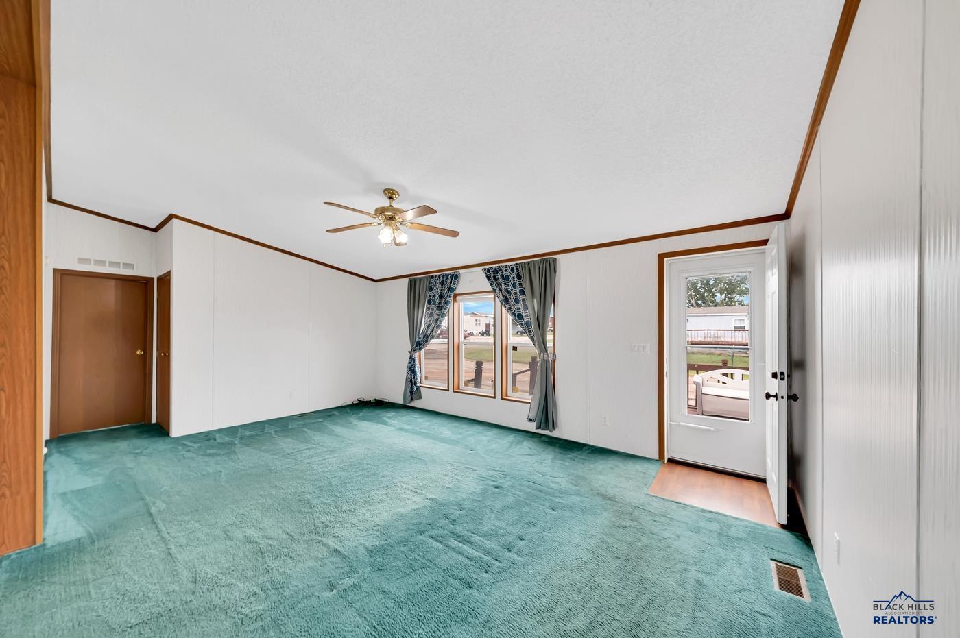 240 N ELLSWORTH RD