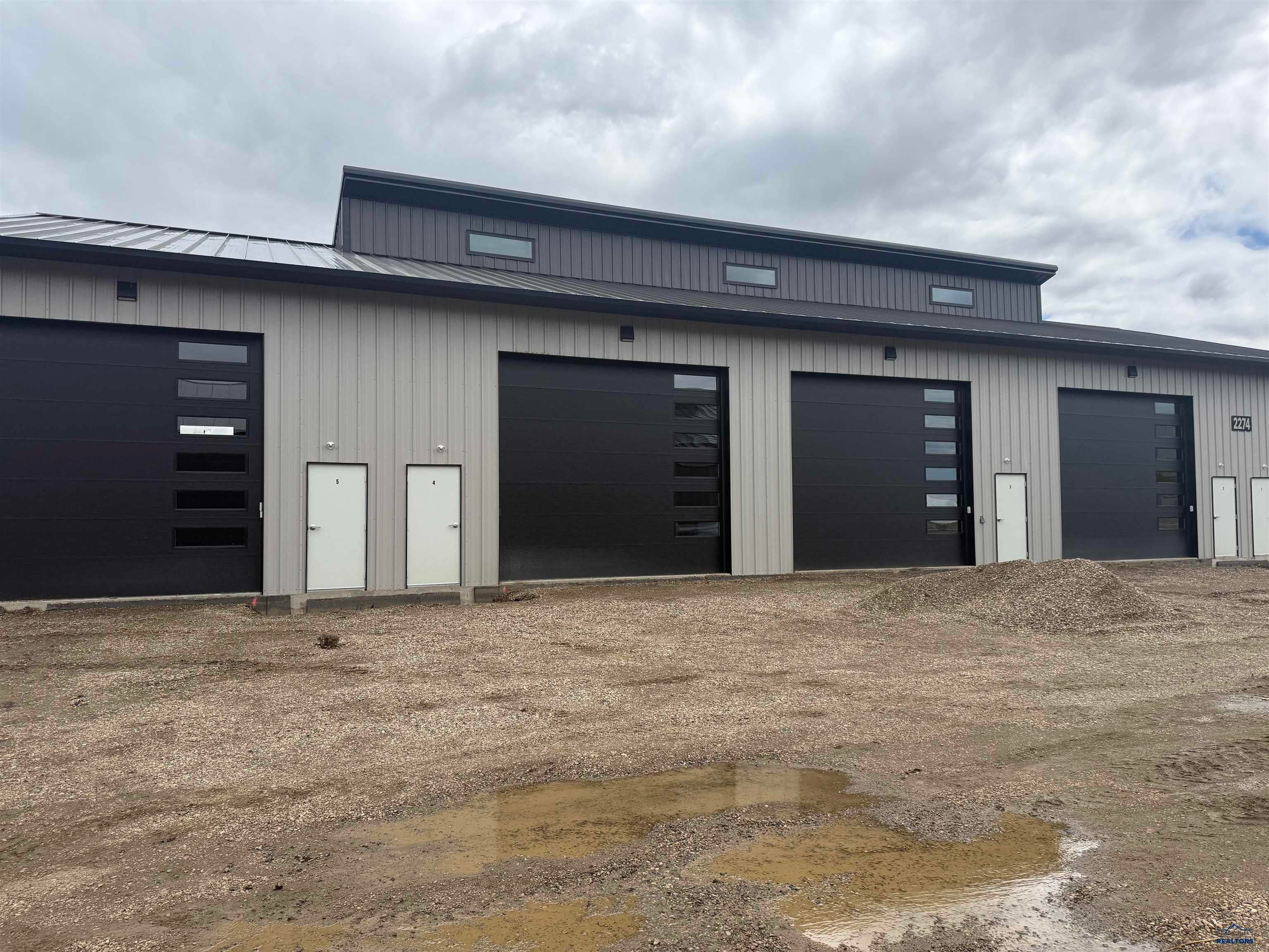 Photo 1 of 10 — 2226 MARLIN DR, Rapid City, SD 57703
