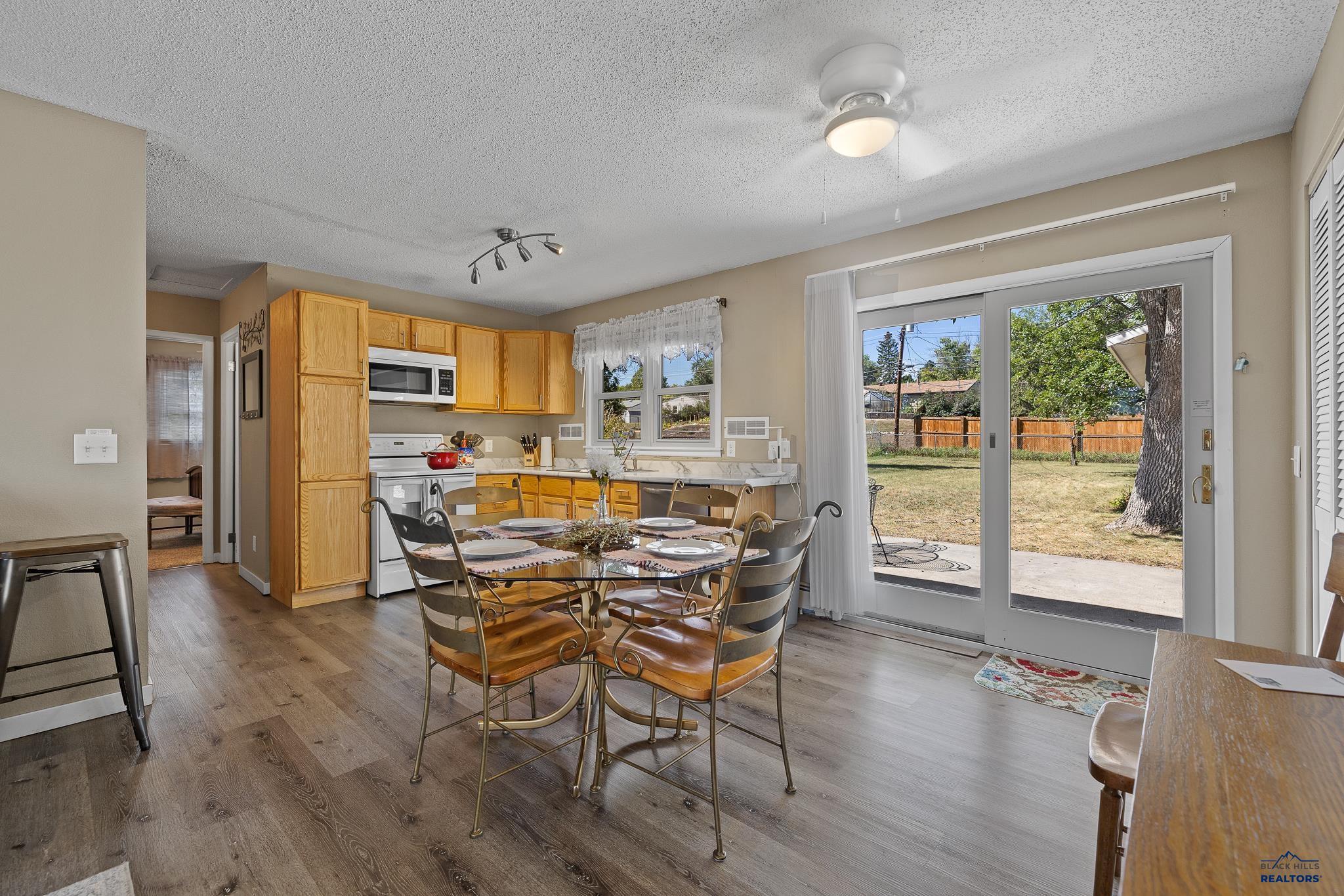 3309 LYNNWOOD AVE